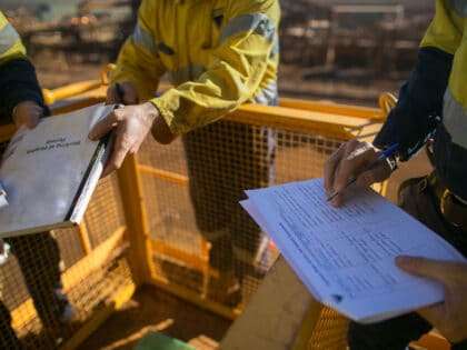 Trained,Supervisor,Safety,Auditor,Competent,Reviewing,Document,Issued,Sign,Approvals, Safety Management System Audit